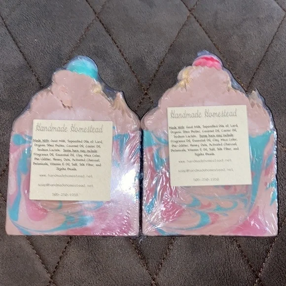 APPLE Pie scented soap, set of 2 (7 oz each approximately) - Picture 4 of 5